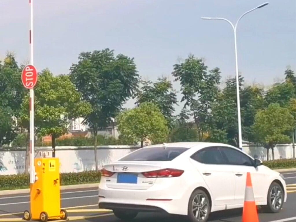 vehicle barrier gate
