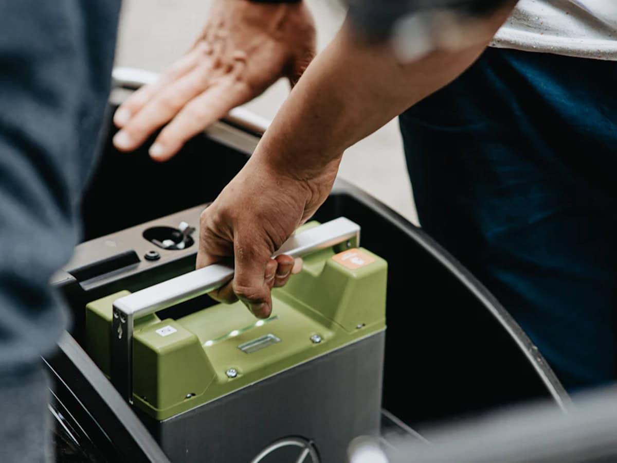 How Battery Boxes Protect Traffic Control Equipment